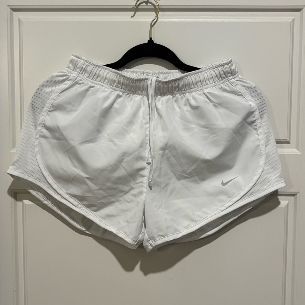 Nike Dri-Fit Tempo Running Shorts – White